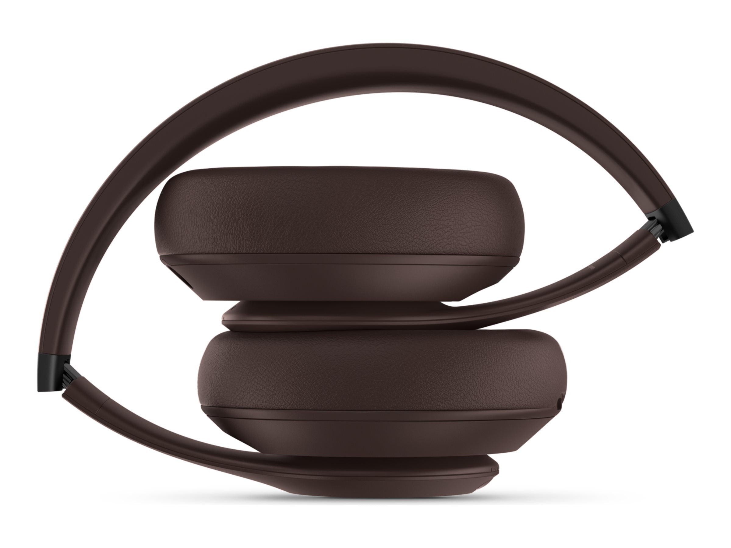 Beats Studio Pro trådlösa hörlurar med sladd, bruna
